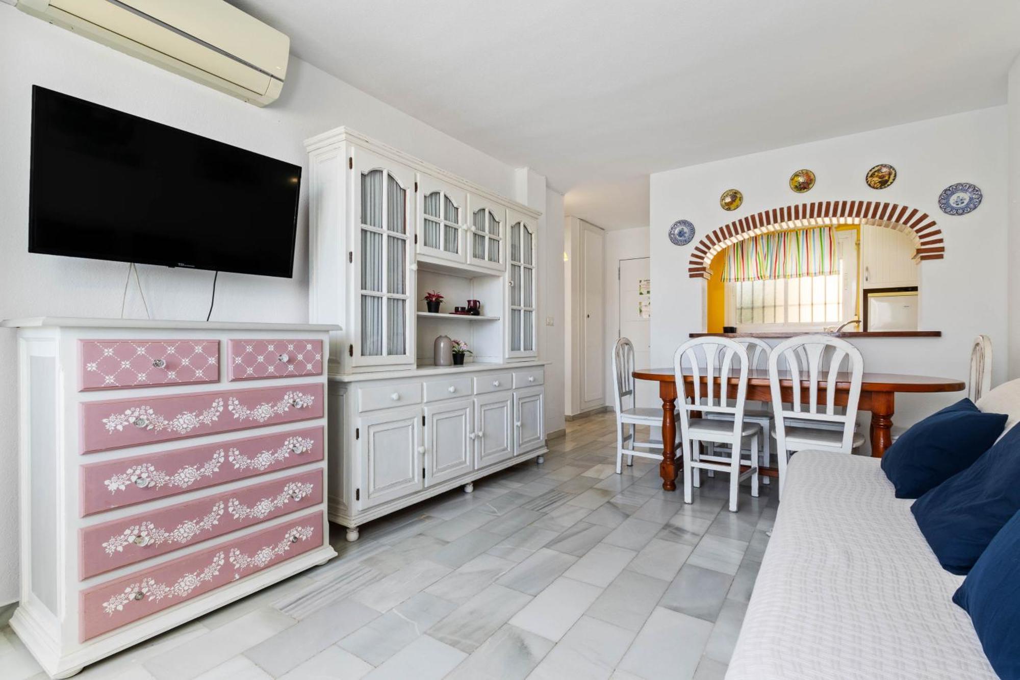 Erisa 52 By Ivi Real Estate *